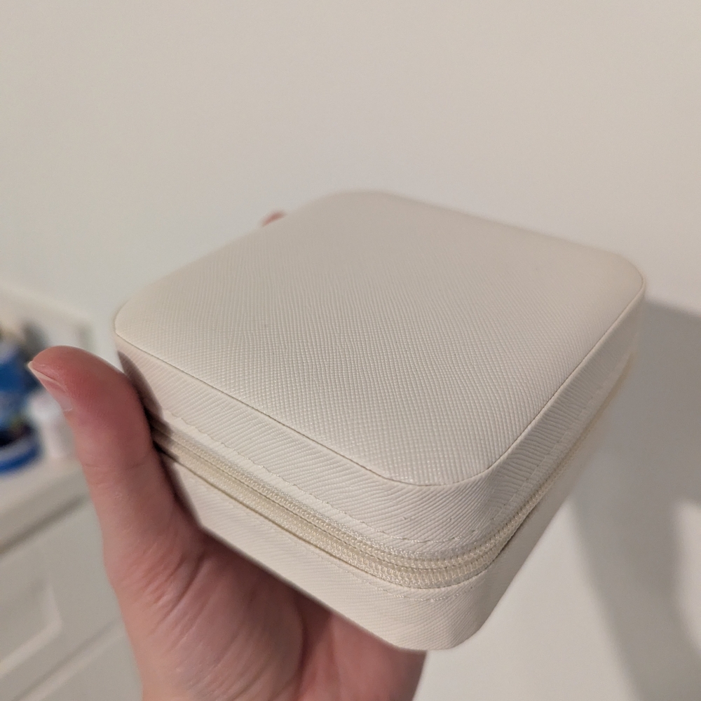 Cream Jewelry Box